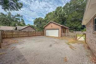 5535 Debbie Dr, Milton, FL 32570 - Photo 32