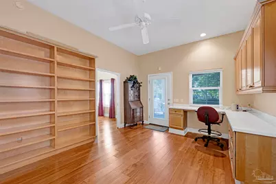 920 N 19th Ave, Pensacola, FL 32501 - Photo 22