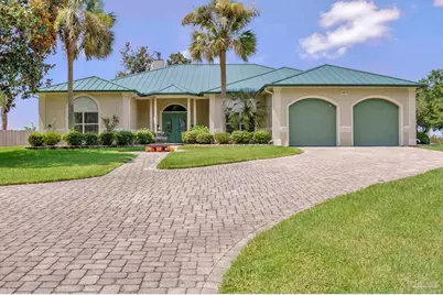6875 Santa Clara Dr, Navarre, FL 32566 - Photo 1