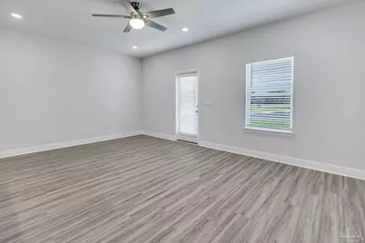 5713 Stellarjay St, Gulf Breeze, FL 32563 - Photo 10