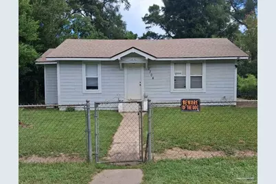 2304 W Blount St, Pensacola, FL 32505 - Photo 1