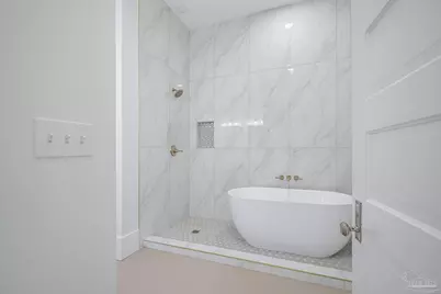 2808 E De Soto St, Pensacola, FL 32503 - Photo 32