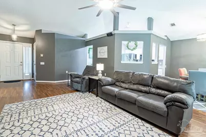 1053 Brownfield Rd, Pensacola, FL 32526 - Photo 10