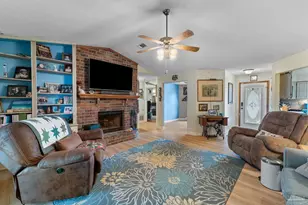 1305 Little Creek Cir, Pensacola, FL 32506 - Photo 8