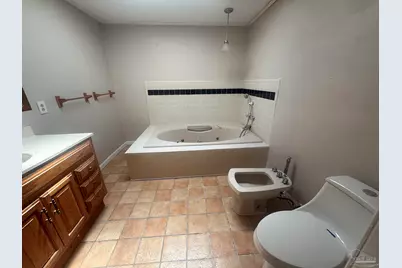 6 Rodgers Pl, Pensacola, FL 32506 - Photo 18
