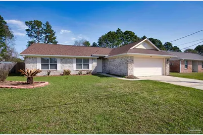 9568 Brentwood Blvd, Navarre, FL 32566 - Photo 2