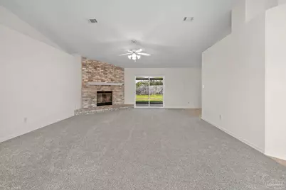 9568 Brentwood Blvd, Navarre, FL 32566 - Photo 4