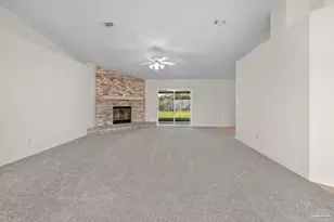 9568 Brentwood Blvd, Navarre, FL 32566 - Photo 4