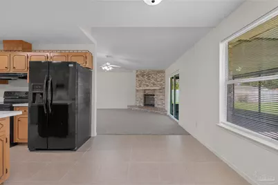9568 Brentwood Blvd, Navarre, FL 32566 - Photo 10