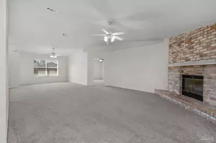 9568 Brentwood Blvd, Navarre, FL 32566 - Photo 4