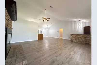8047 Charter Oaks Dr, Pensacola, FL 32514 - Photo 4