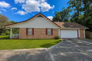 8047 Charter Oaks Dr, Pensacola, FL 32514 - Photo 24
