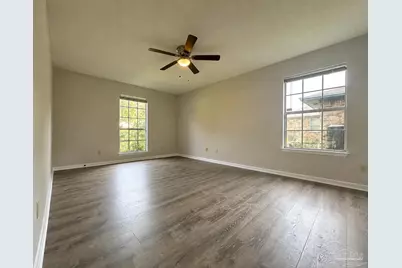8047 Charter Oaks Dr, Pensacola, FL 32514 - Photo 6