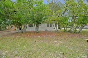 1322 Wisteria Ave, Pensacola, FL 32507 - Photo 36