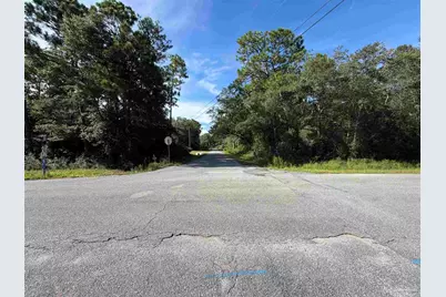 000 De La Rue Dr, Milton, FL 32583 - Photo 4