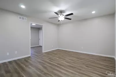 9615 Sandpiper St, Pensacola, FL 32514 - Photo 4