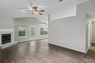 8009 Cayenne Way, Pensacola, FL 32526 - Photo 16