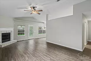 8009 Cayenne Way, Pensacola, FL 32526 - Photo 16