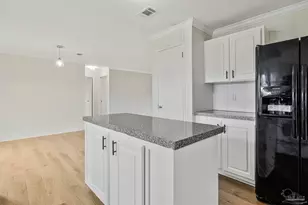 119 Kathryn Dr, Pensacola, FL 32506 - Photo 10