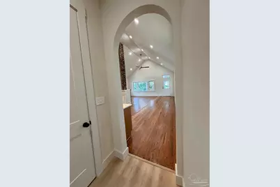 217 N Barcelona, Pensacola, FL 32502 - Photo 16