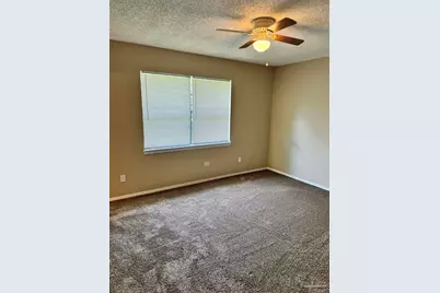 7106 Redondo Dr, Pensacola, FL 32526 - Photo 4