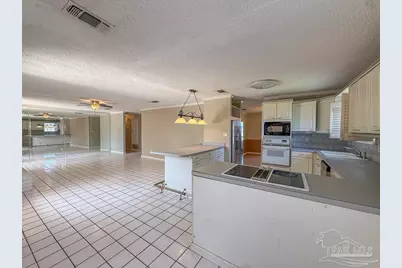 6921 Kitty Hawk Dr, Pensacola, FL 32506 - Photo 10