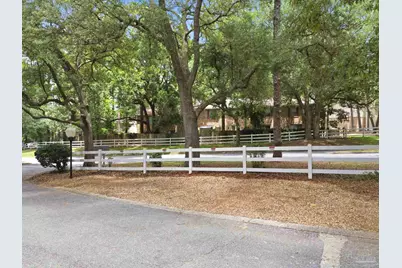 10065 Foxrun Rd, Pensacola, FL 32514 - Photo 32