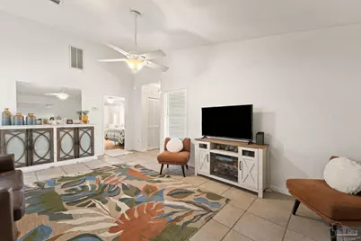 6301 Langley Pl, Pensacola, FL 32504 - Photo 4