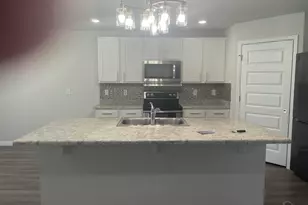 5241 Peach Dr, Pace, FL 32571 - Photo 4