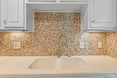 3400 Wimbledon Dr #5, Pensacola, FL 32504 - Photo 8