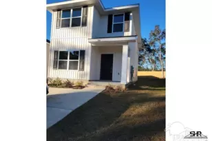384 Hilburn Ln, Pensacola, FL 32504 - Photo 1