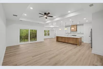 8700 Thunderbird Dr, Pensacola, FL 32514 - Photo 2