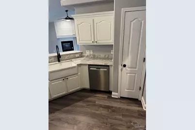 9104 Iron Gate Blvd, Milton, FL 32570 - Photo 8