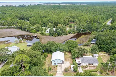 5770 Trout Bayou Cir, Milton, FL 32583 - Photo 2
