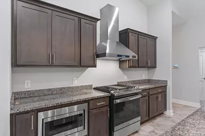 2949 Sherwood Dr, Navarre, FL 32566 - Photo 20