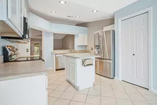 6853 Rickwood Dr, Pensacola, FL 32526 - Photo 4