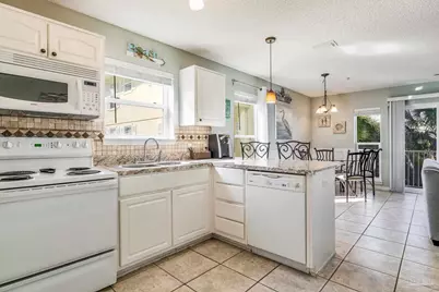 8436 Gulf Ave #624, Navarre Beach, FL 32566 - Photo 10
