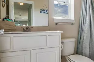 8436 Gulf Ave, Navarre Beach, FL 32566 - Photo 18