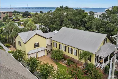 202 Cevallos St, Pensacola, FL 32502 - Photo 2