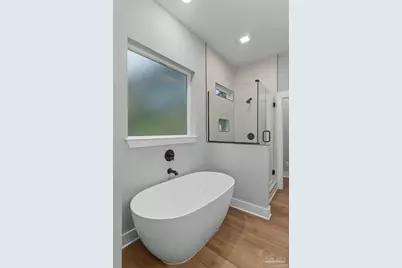 306 E Avery St, Pensacola, FL 32503 - Photo 34