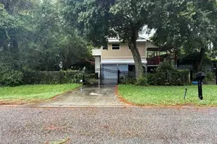 2127 S Fairfield Dr, Pensacola, FL 32507 - Photo 1