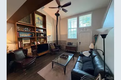 1020 E Jordan St #B, Pensacola, FL 32503 - Photo 6