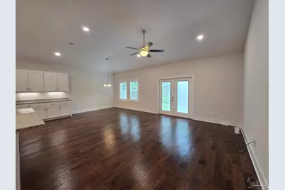 4570 Omaha Dr, Pensacola, FL 32507 - Photo 10