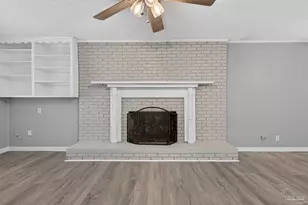 6425 Aspen Ave, Milton, FL 32570 - Photo 2