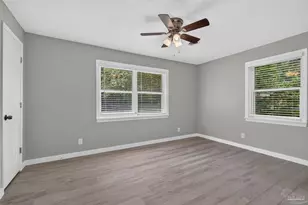 6425 Aspen Ave, Milton, FL 32570 - Photo 6