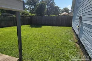 2301 W Mallory St, Pensacola, FL 32505 - Photo 16