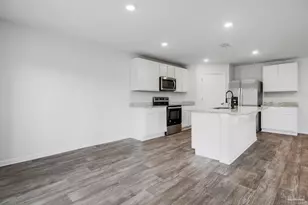 7396 Lakeside Oak Ct, Pensacola, FL 32526 - Photo 4