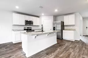 7396 Lakeside Oak Ct, Pensacola, FL 32526 - Photo 8