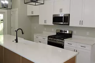 706 N F St, Pensacola, FL 32501 - Photo 12