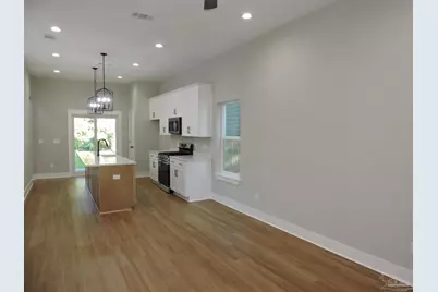 706 N F St #B, Pensacola, FL 32501 - Photo 6